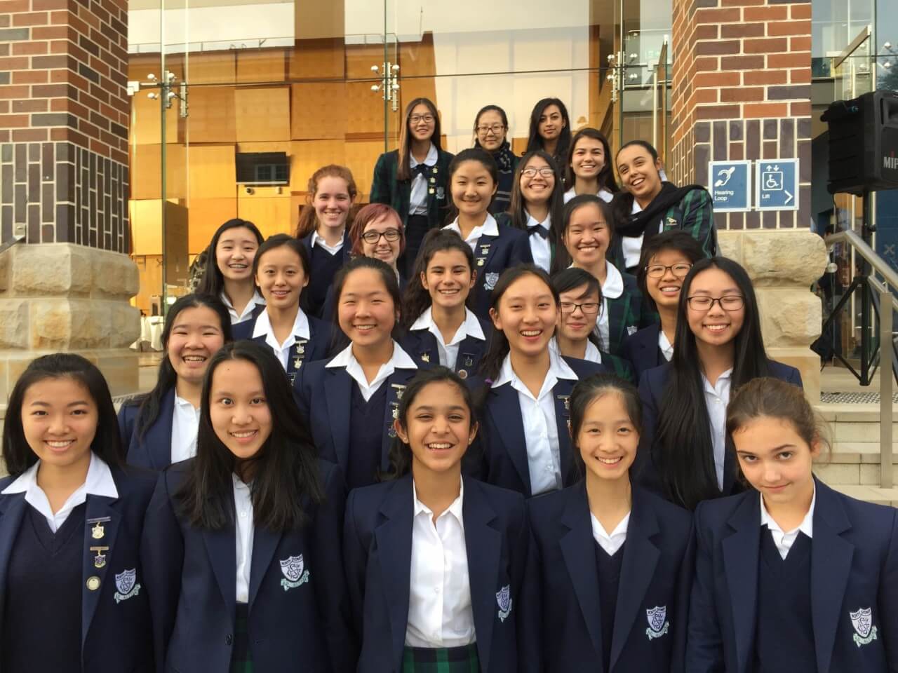 North Sydney Girls High School - Trường trung học xuất sắc toàn diện ở Bắc Sydney, Úc